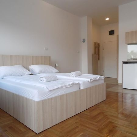 Apartment Subotica Exterior foto